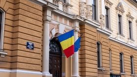 Felicitări de Ziua Națională a României 2023: „Fie ca 1 Decembrie să vă aducă sănătate, fericire și multă, multă bucurie alături de cei dragi și apropiați”